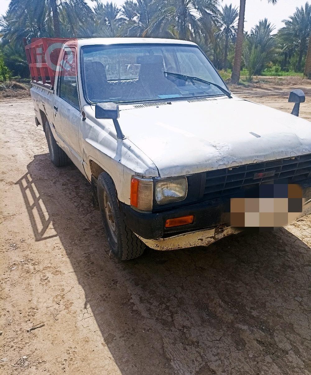 تويوتا هايلوكس